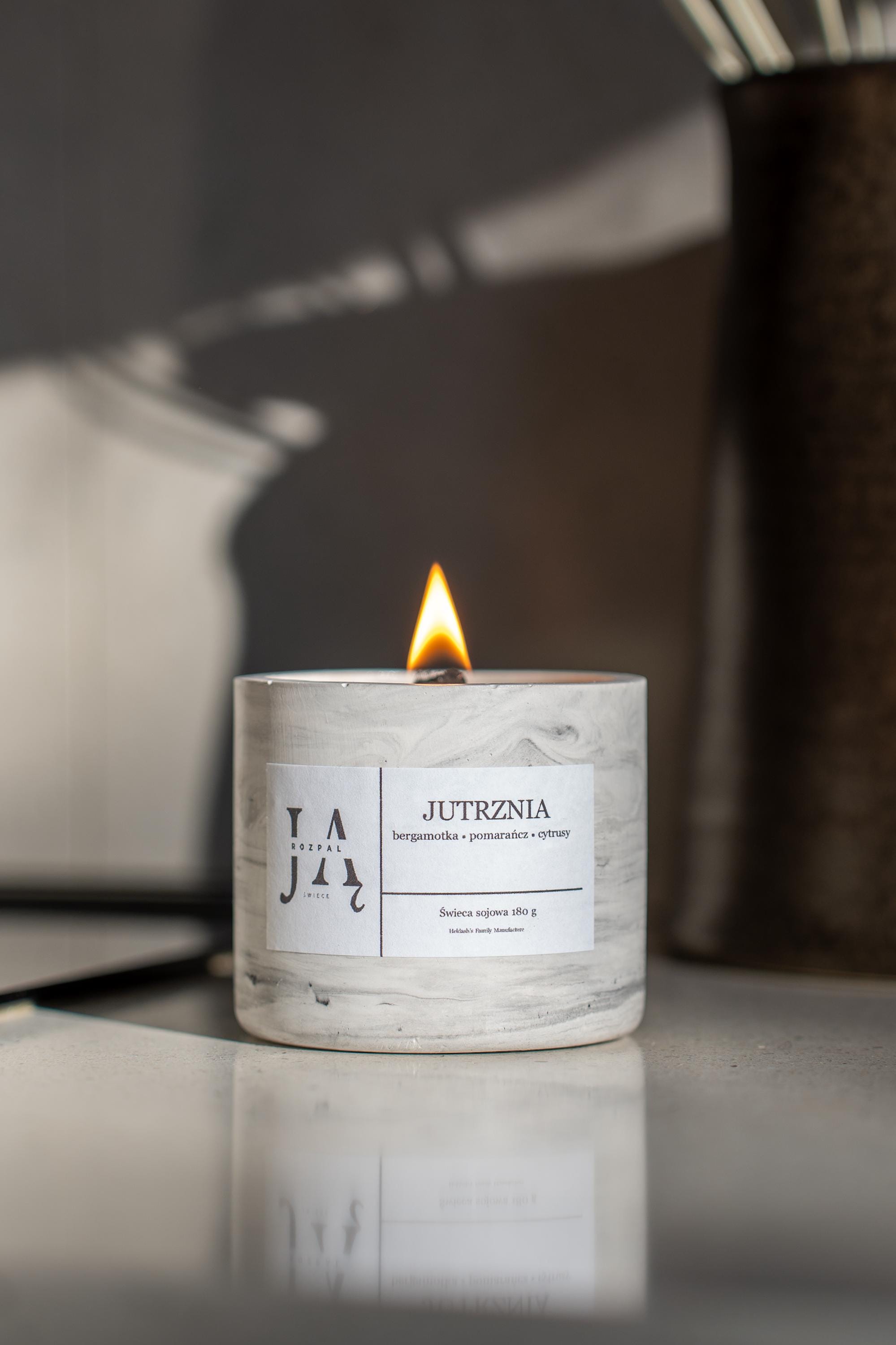 JUTRZNIA | natural soy candle with citrus freshness