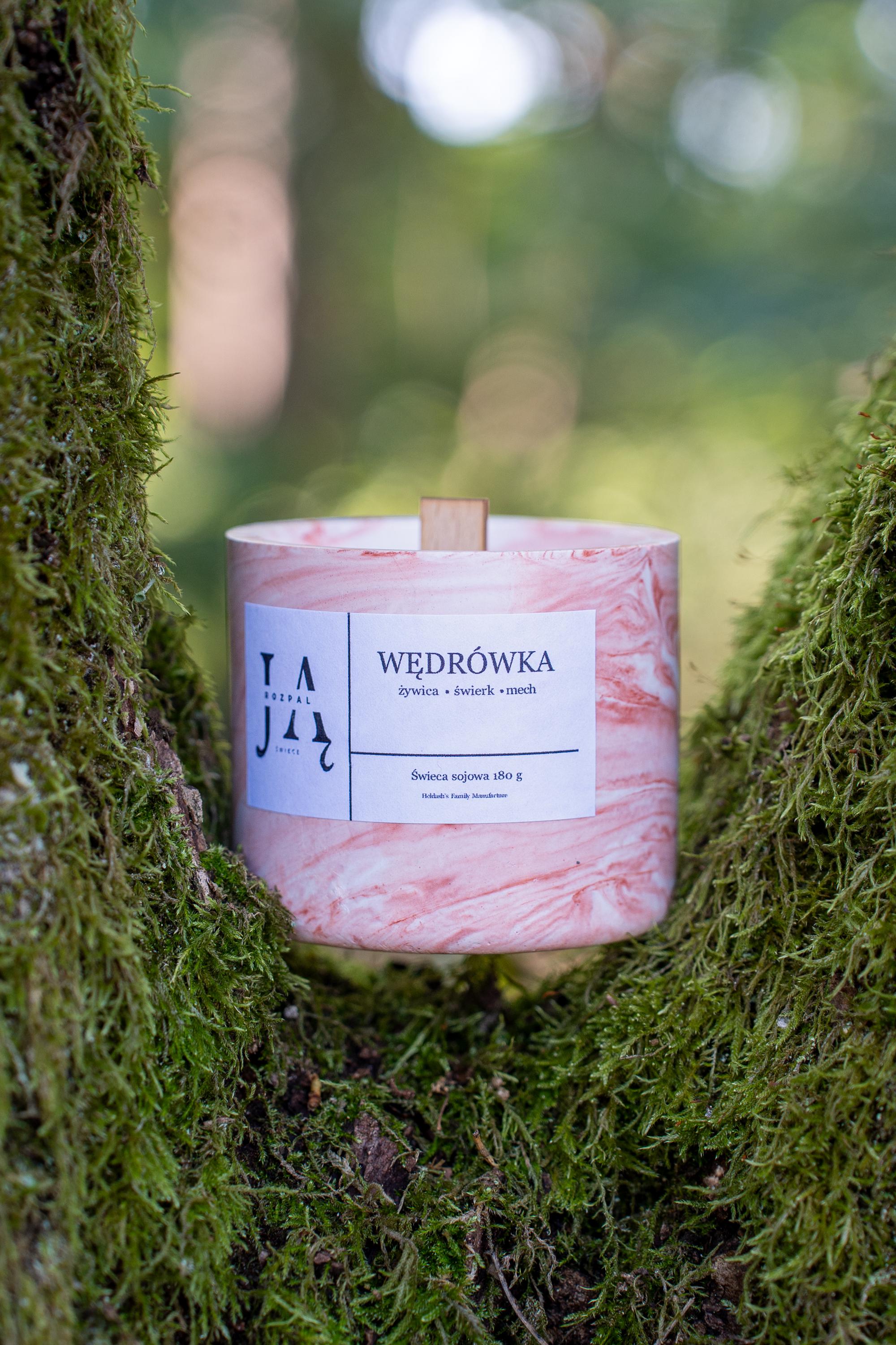 WĘDRÓWKA | naturalna, leśna świeca sojowa