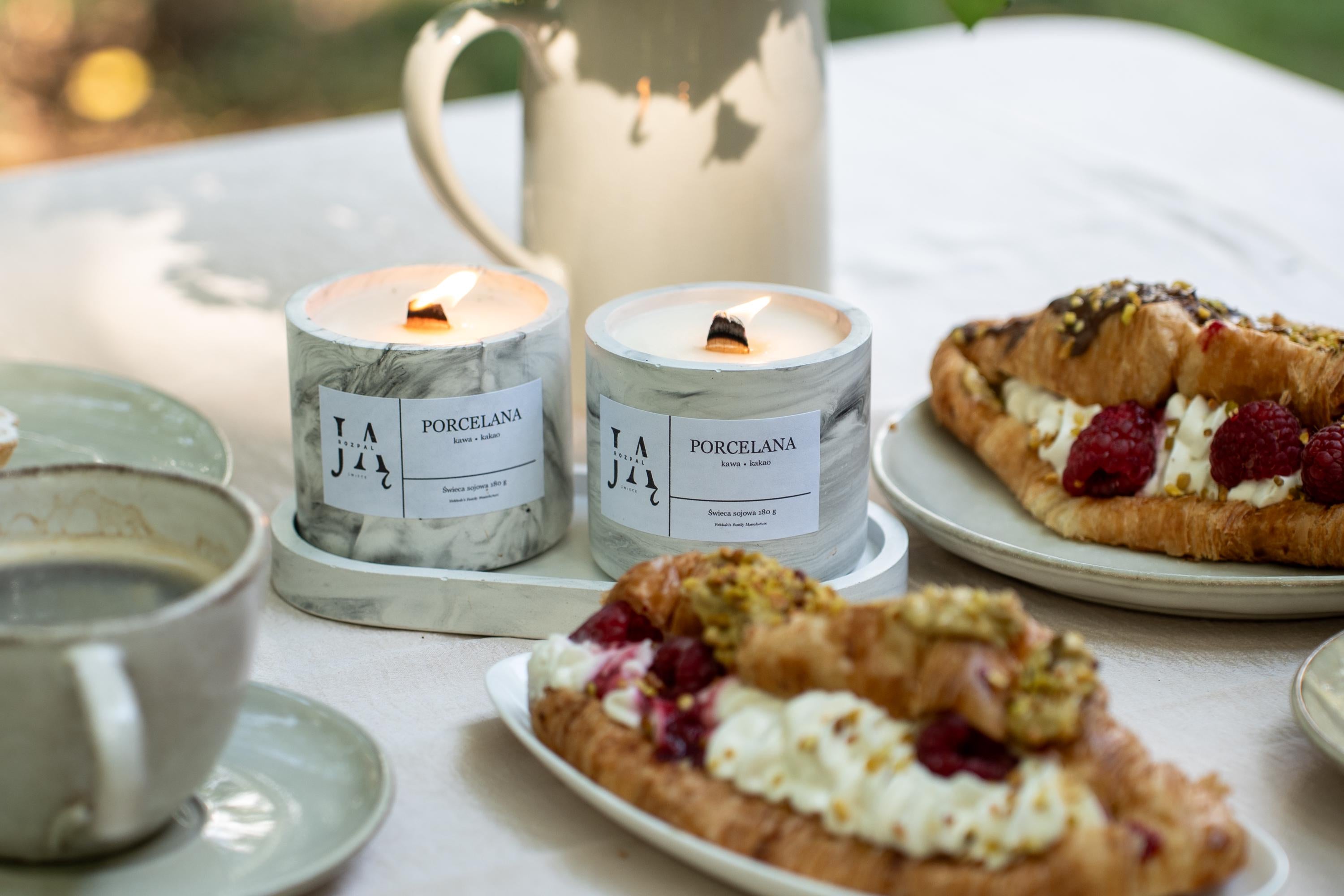 PORCELANA | głęboka, deserowa świeca sojowa