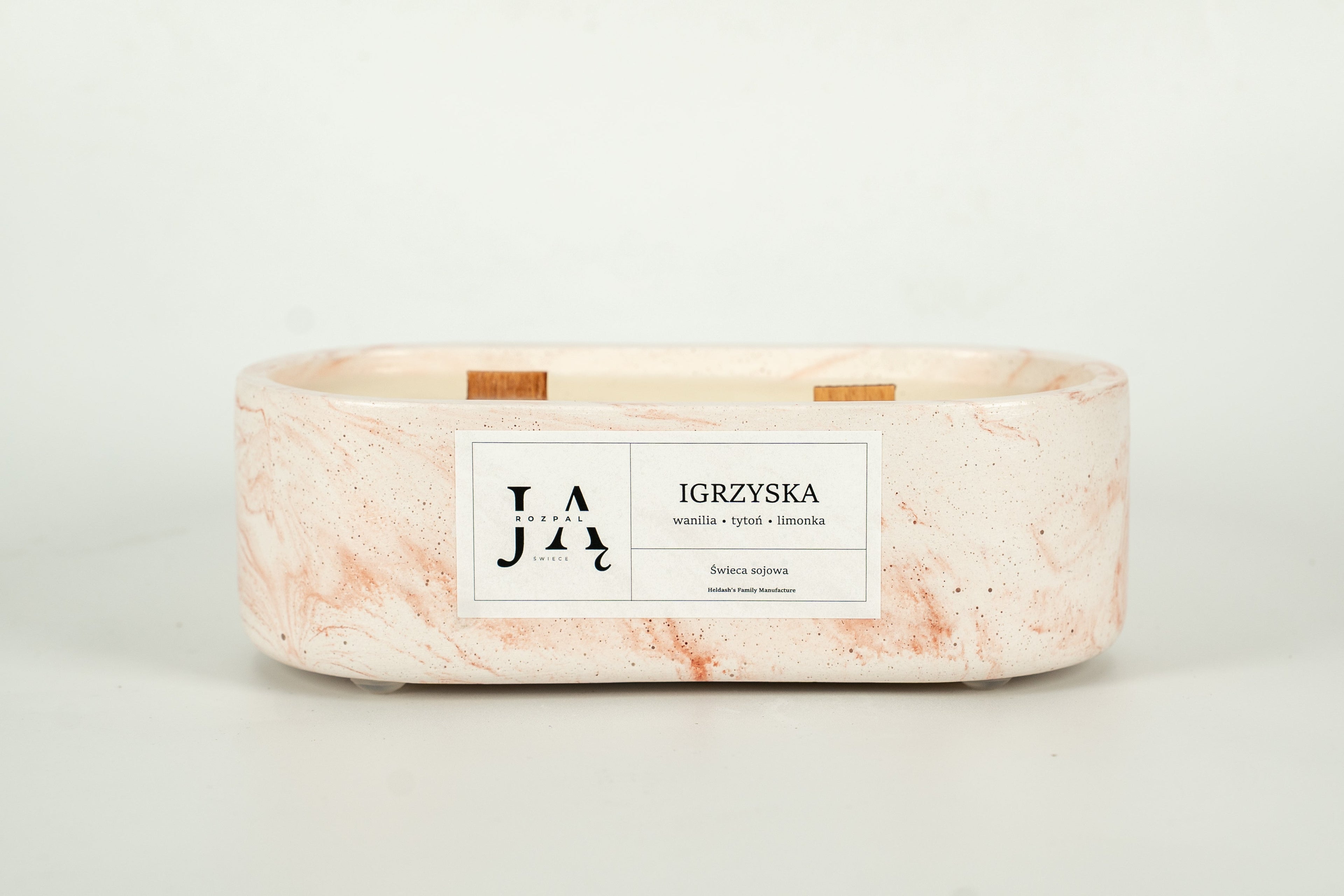 Świeca sojowa "IGRZYSKA" świeca z kontrastowym charakterem - Czerwona