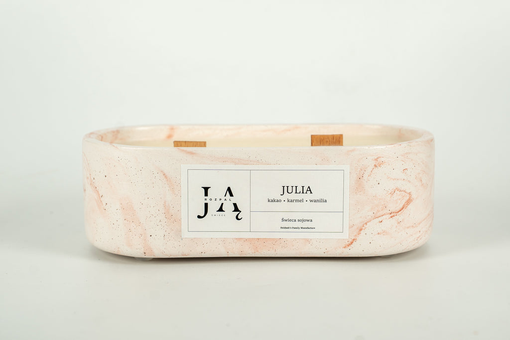 Świeca sojowa "JULIA" świeca z nutą kakao i karmelu - Czerwona