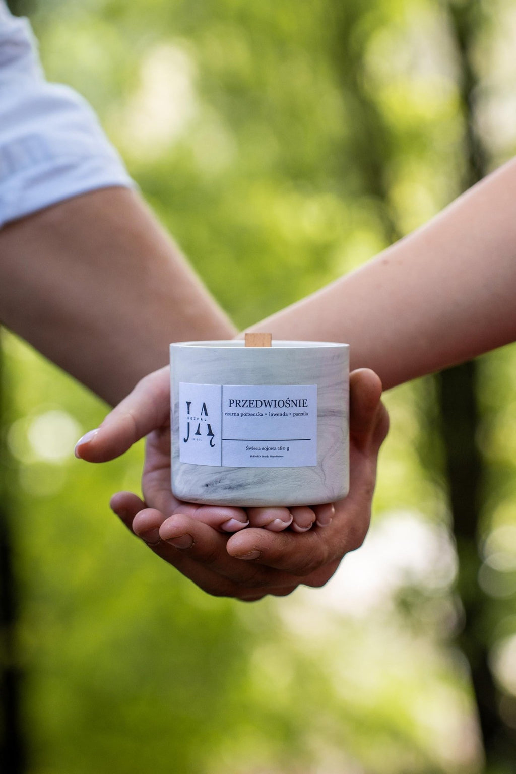 PRZEDWIOŚNIE | świeca sojowa inspirowana zmianą pór roku - Rozpal Ją