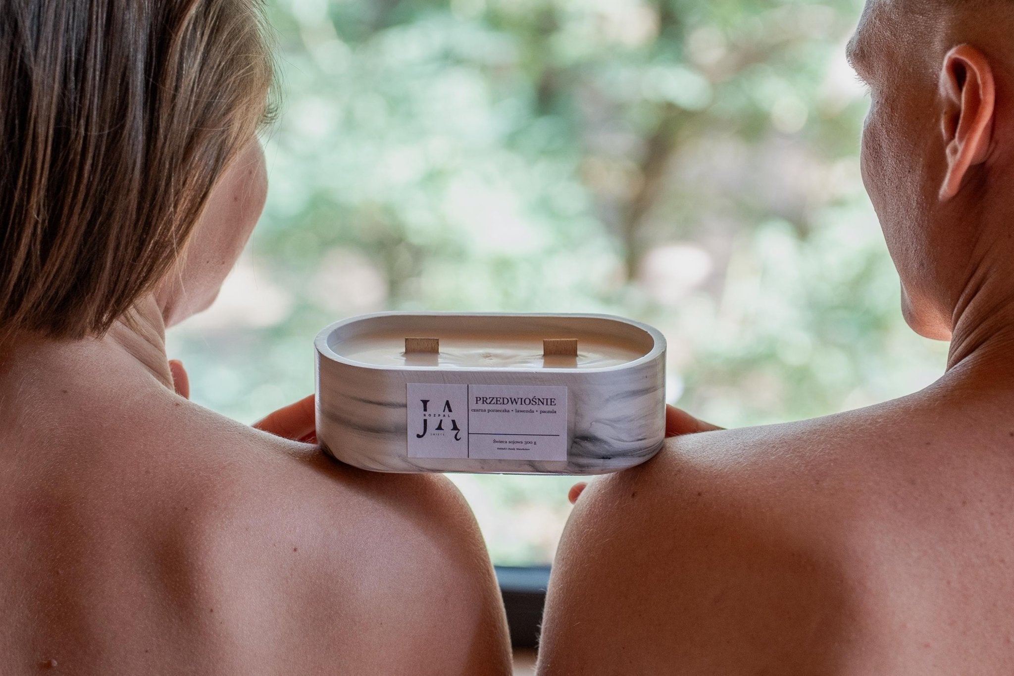 Świeca sojowa "PRZEDWIOŚNIE" świeca inspirowana zmianą pór roku – aranżacja