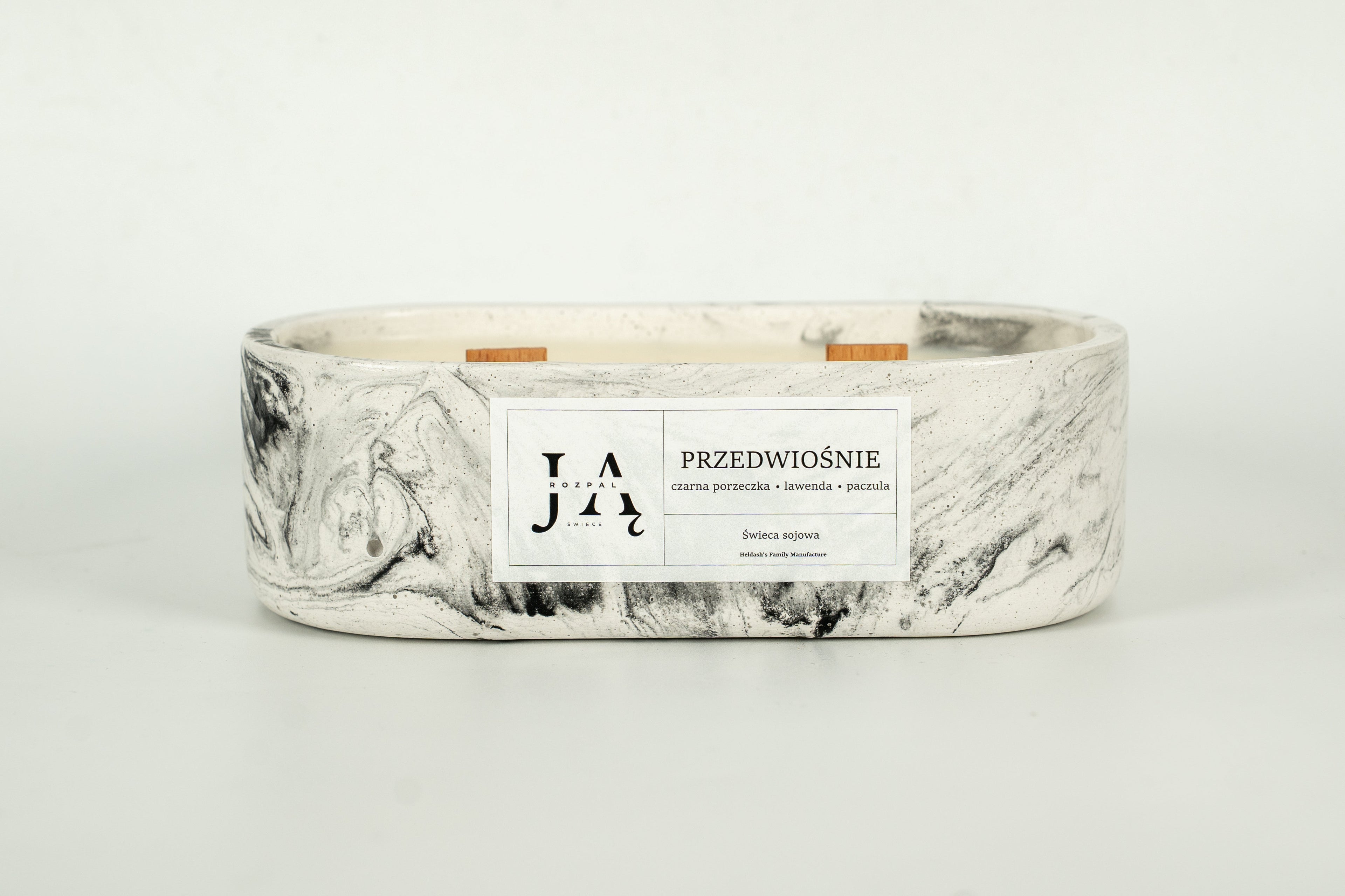 Świeca sojowa "PRZEDWIOŚNIE" świeca inspirowana zmianą pór roku - Czarna