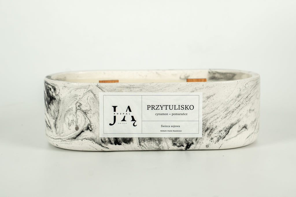 PRZYTULISKO | Świeca sojowa pełna domowego ciepła Rozpal Ją