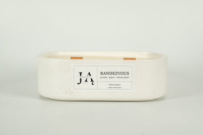 Świeca sojowa "RANDEZVOUS" świeca o owocowo-pikantnym aromacie - Biała