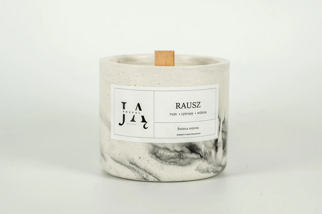 RAUSZ | intensywna świeca sojowa z nutą rumu i wiśni - Rozpal Ją